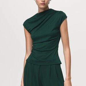MANGO T-SHIRT WITH GATHERED ASYMMETRICAL NECK IN GREEN SIZE M